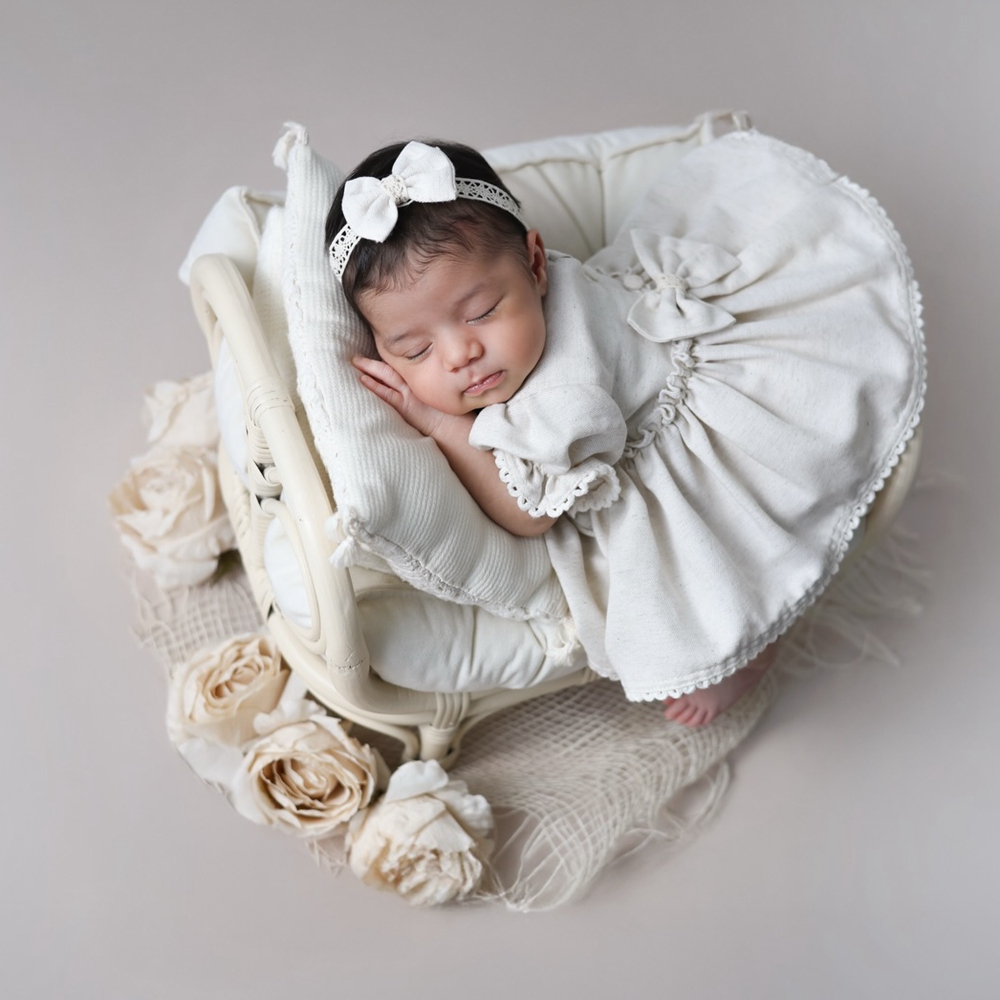 อุปกรณ์ประกอบฉากถ่ายภาพทารกแรก - Baby Clothing Next บทวิจารณ์และราคา
