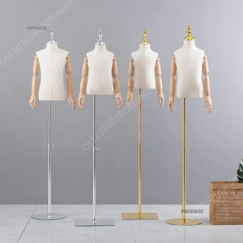 หุ่นโชว์เสื้อผ้าเด็กแบบมีแขนปร - Baby Clothing Display บทวิจารณ์และราคา