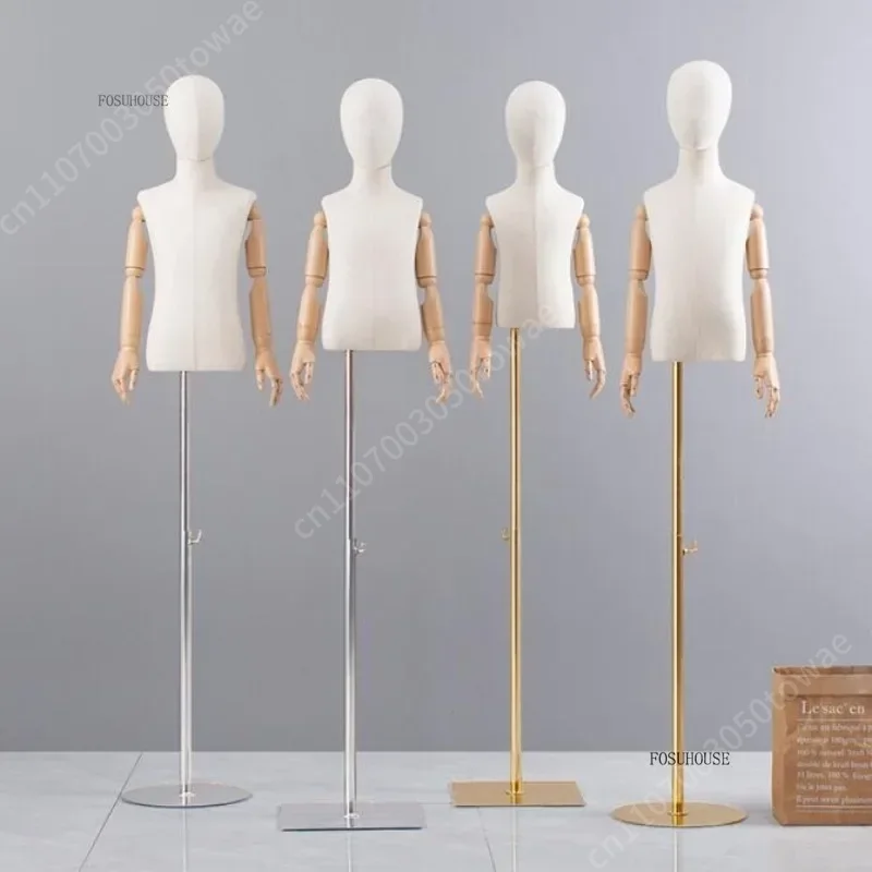 หุ่นโชว์เสื้อผ้าเด็กแบบมีแขนปร - Baby Clothing Display บทวิจารณ์และราคา