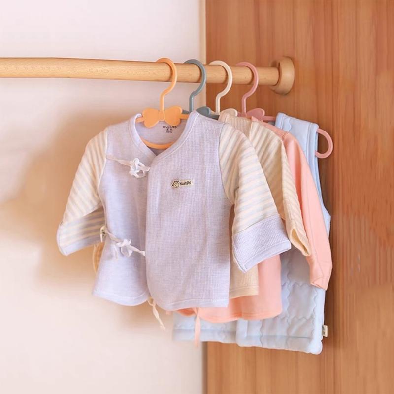 ชุดไม้แขวนเสื้อผ้าเด็ก 12 ชิ้น - Baby Clothing Display บทวิจารณ์และราคา